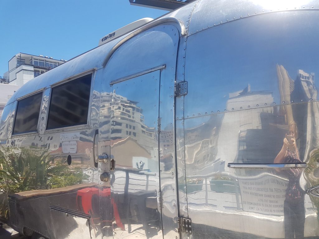 Airstream-Trailer auf’m Dach